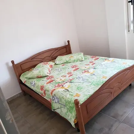 Altiku Apartment *